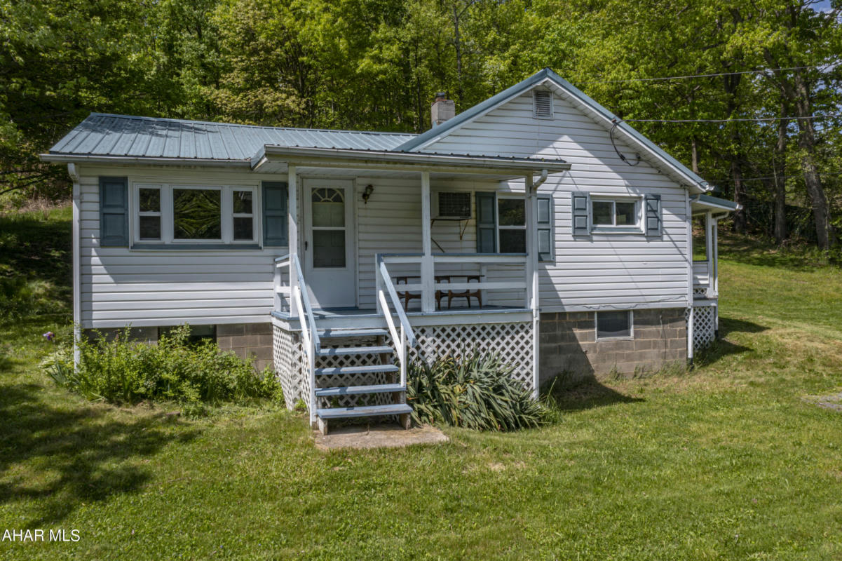 863 ROUTE 22, HOLLIDAYSBURG, PA 16648, photo 1 of 22