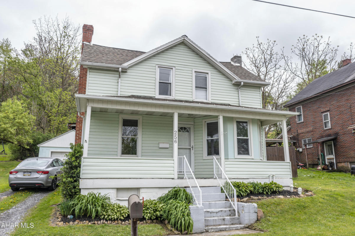 256 MEADE ST, TYRONE, PA 16686, photo 1 of 31